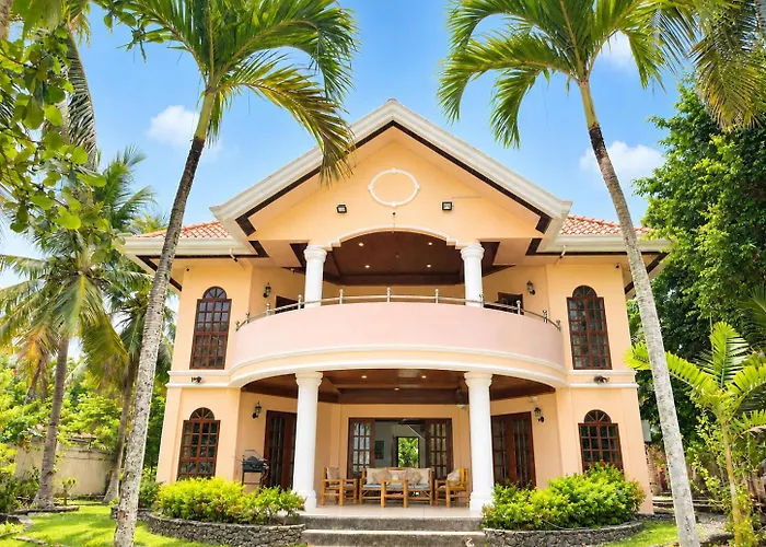 Private Beachfront With Ocean View And Direct Reef Access