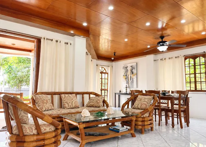 Private Beachfront With Ocean View And Direct Reef Access * Moalboal