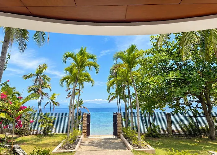 Private Beachfront With Ocean View And Direct Reef Access Hébergement de vacances *