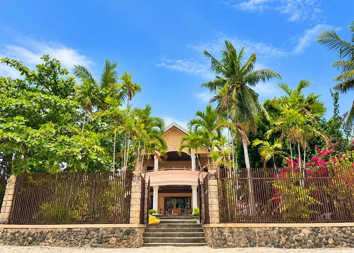 Private Beachfront With Ocean View And Direct Reef Access Hébergement de vacances Moalboal