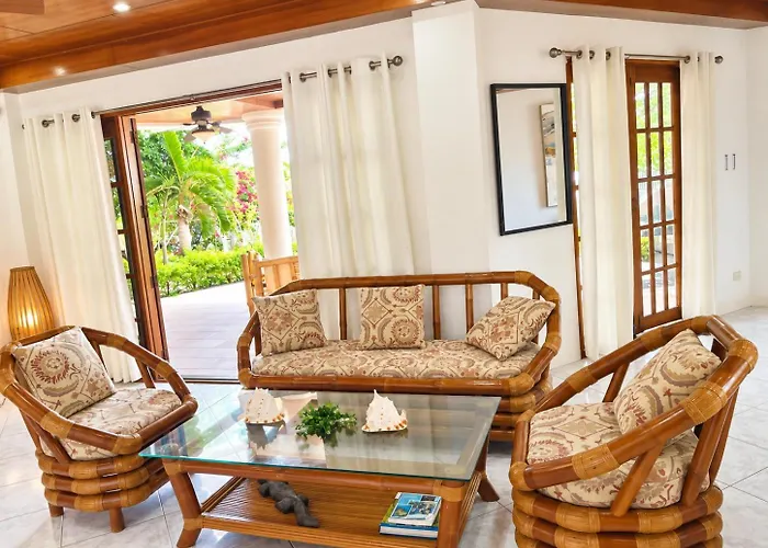 Private Beachfront With Ocean View And Direct Reef Access Moalboal